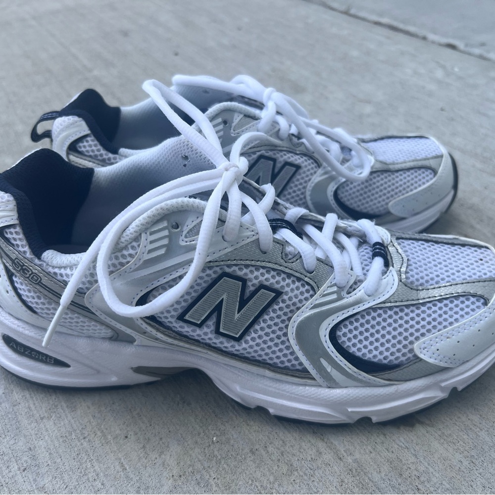 New Balance 530 White and Gray Sneakers